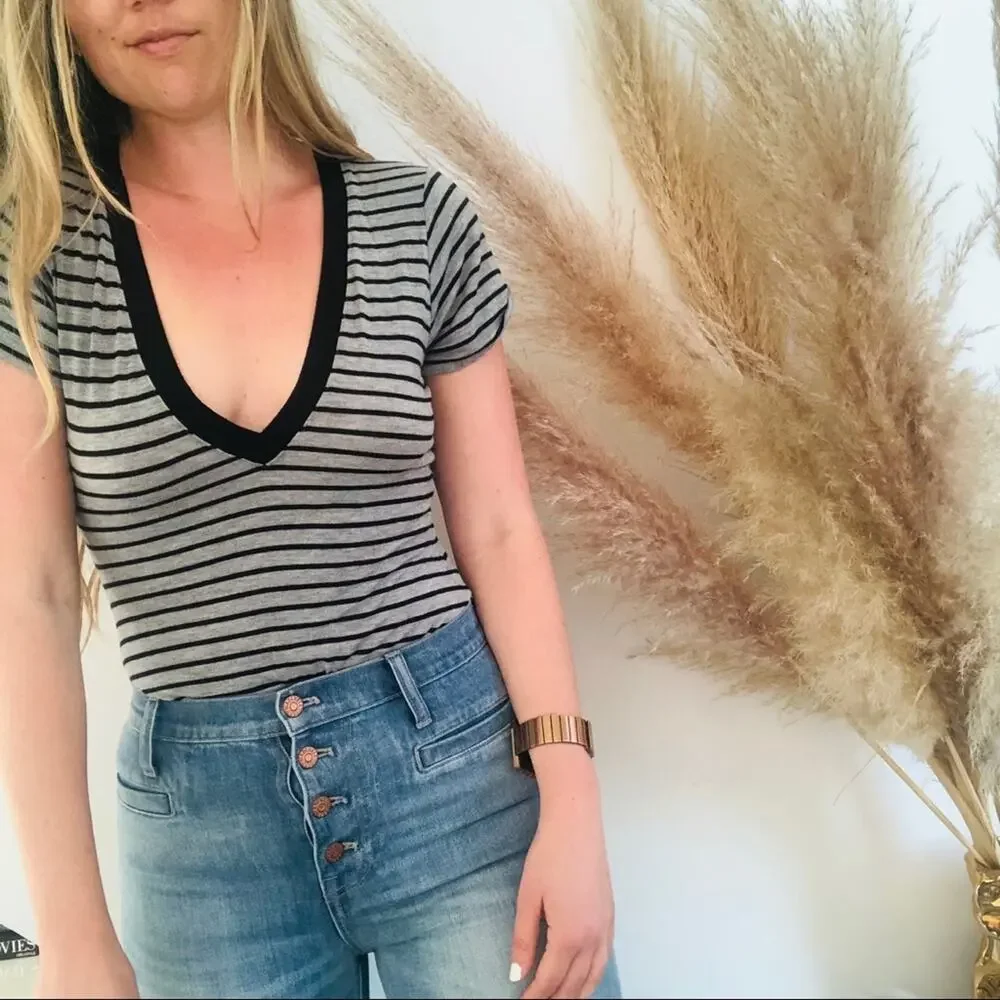 FP FREE PEOPLE Grey Black Striped Deep VNeck Short Sleeve Bodysuit Top Tee Large